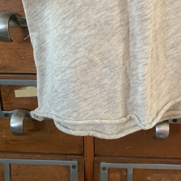 J Crew Grey Basic Top Size Small - Picture 5 of 7